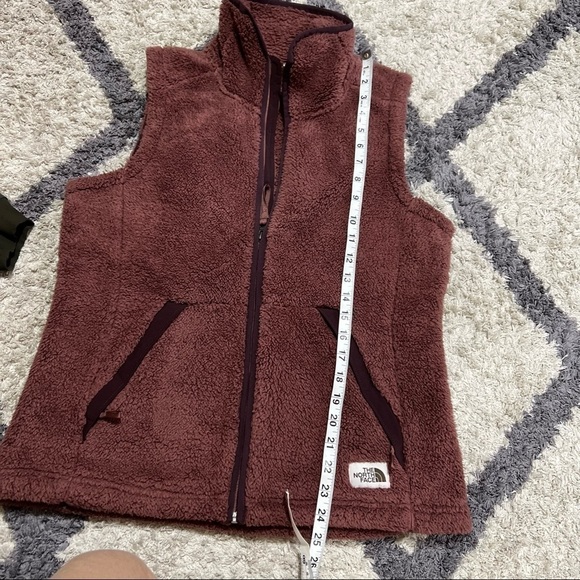 THE NORTH FACE CAMPSHIRE 2.0 FLEECE VEST - Picture 5 of 11